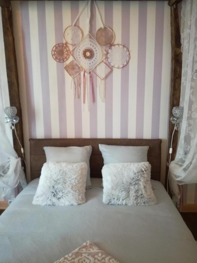Chez Lorette Mauze-sur-le-Mignon Exterior foto